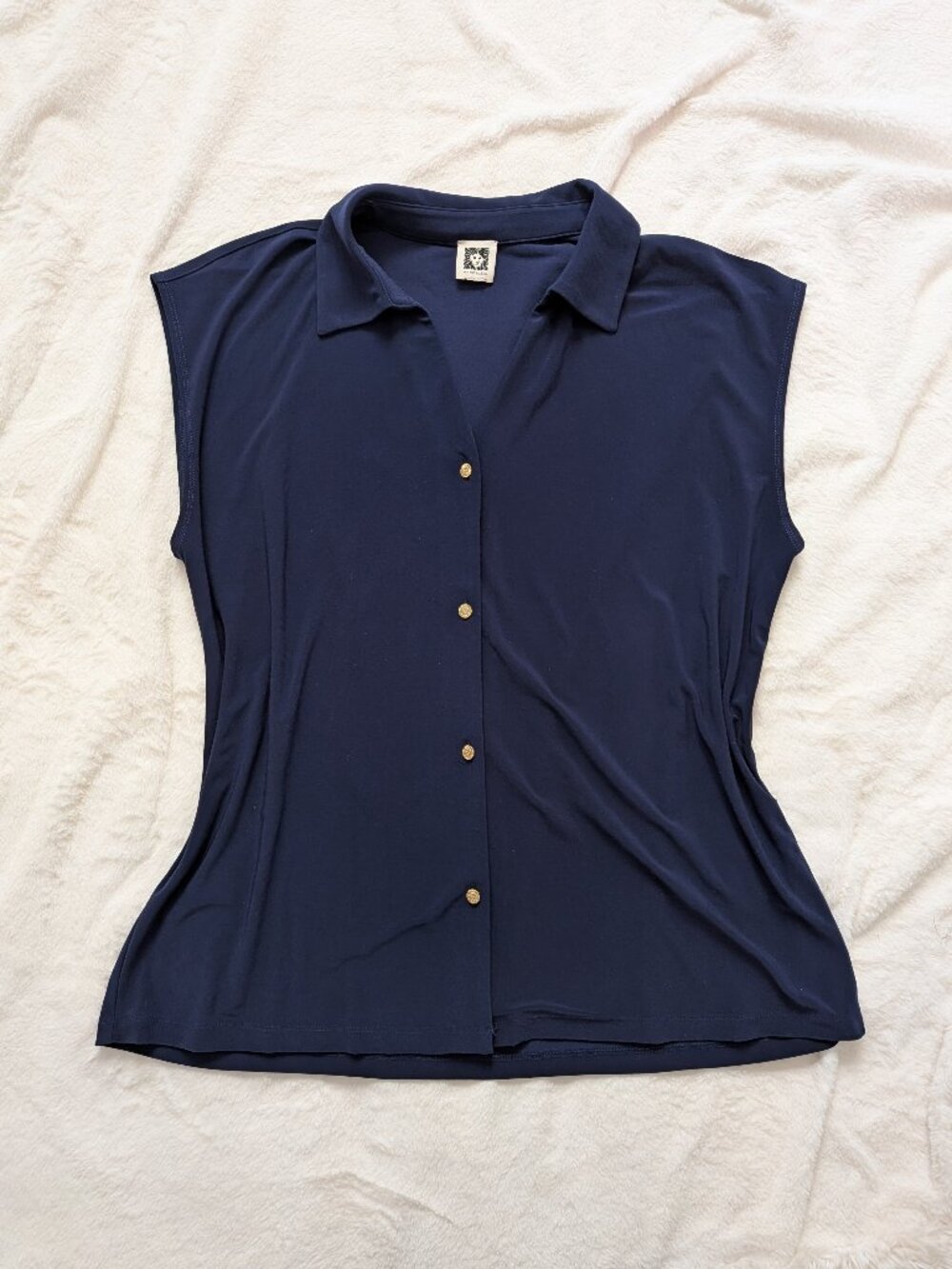 Anne Klein Navy Gold Lion Button Blouse Cap Sleeve Quiet Luxury Office Classic